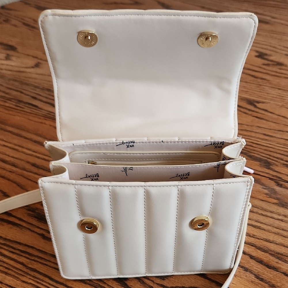 Betsey Johnson XOMylo2 Cream Quilted Crossbody Bag with Ice Cream Cone Charms - Picture 4 of 9